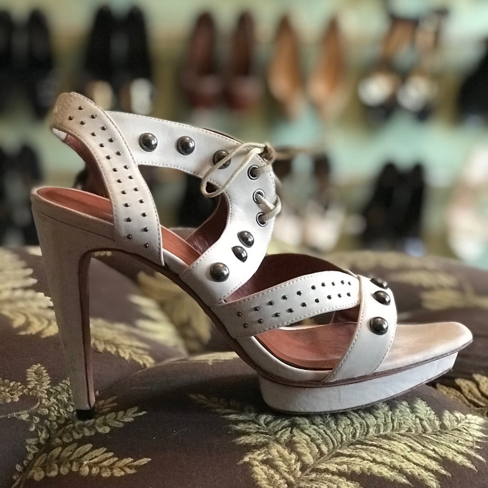 🇺🇸Rebecca Minkoff studded strappy white heels